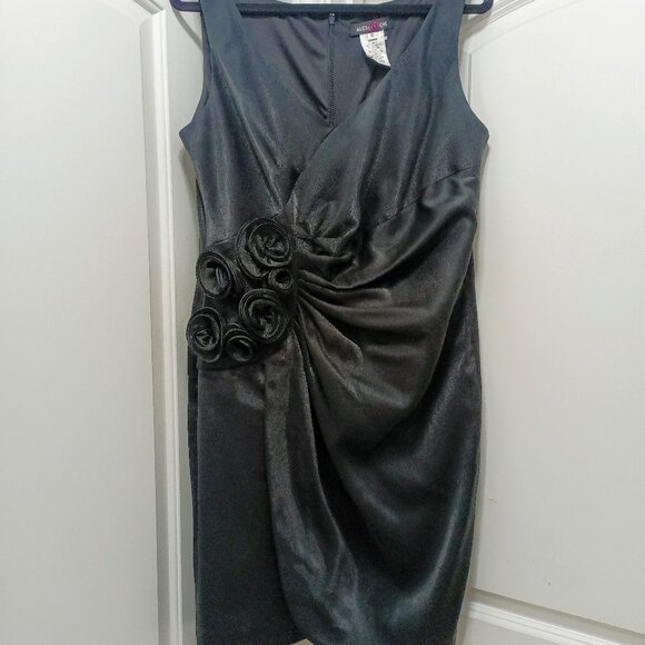 ALEX EVE Black Cocktail Dress. Plus Size 16 - Picture 5 of 8